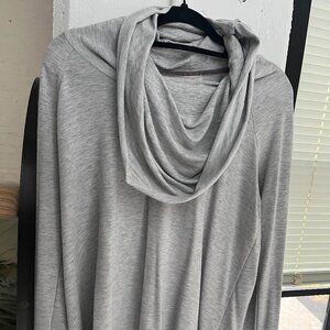 oversized cow neck long sleeve, size L